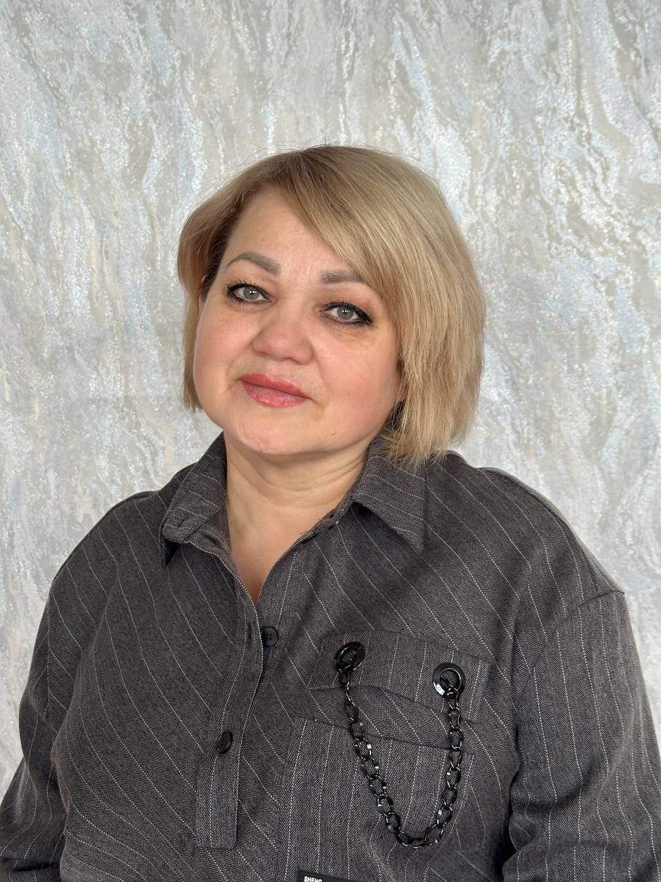Мельник Елена Ивановна.